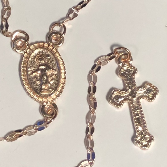 NWT Rosetone Gold Religious Necklace on a beautiful chain. - Picture 10 of 11